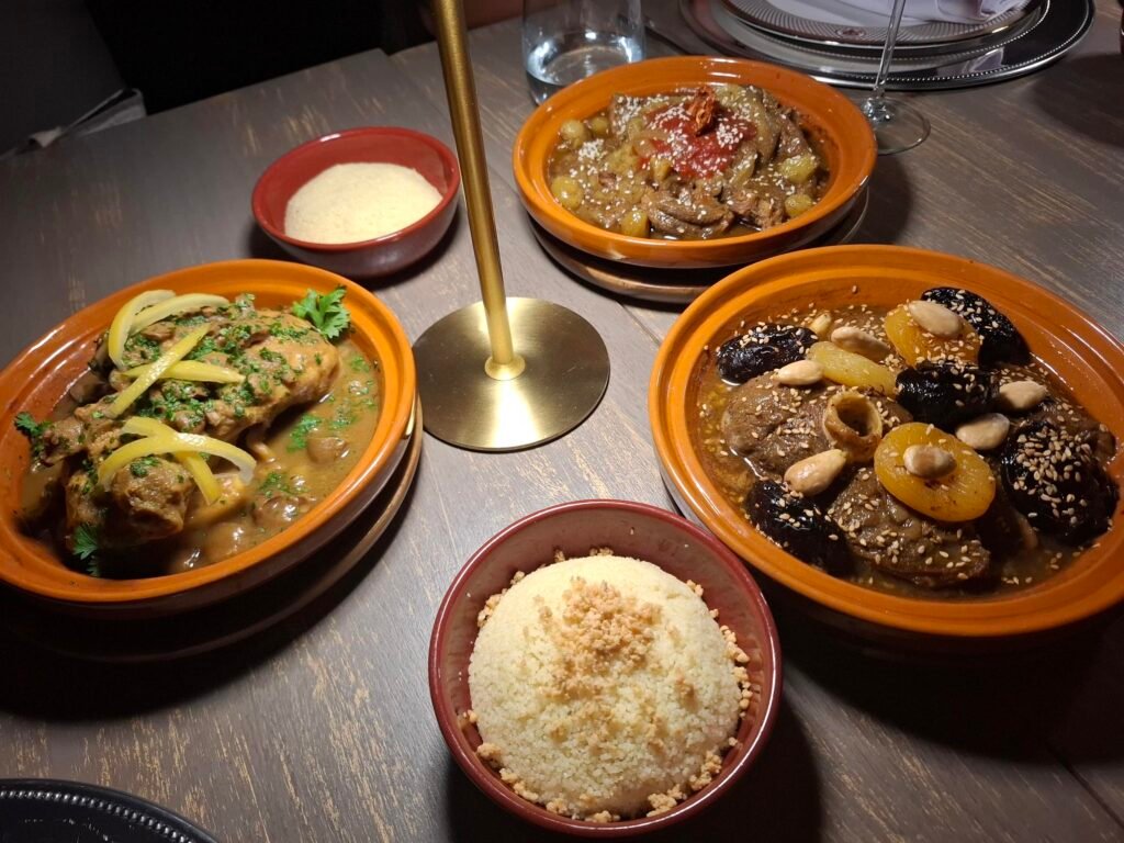 Abidjan-la-capitale-economique-de-la-Côte-dIvoire-restaurant-cocody