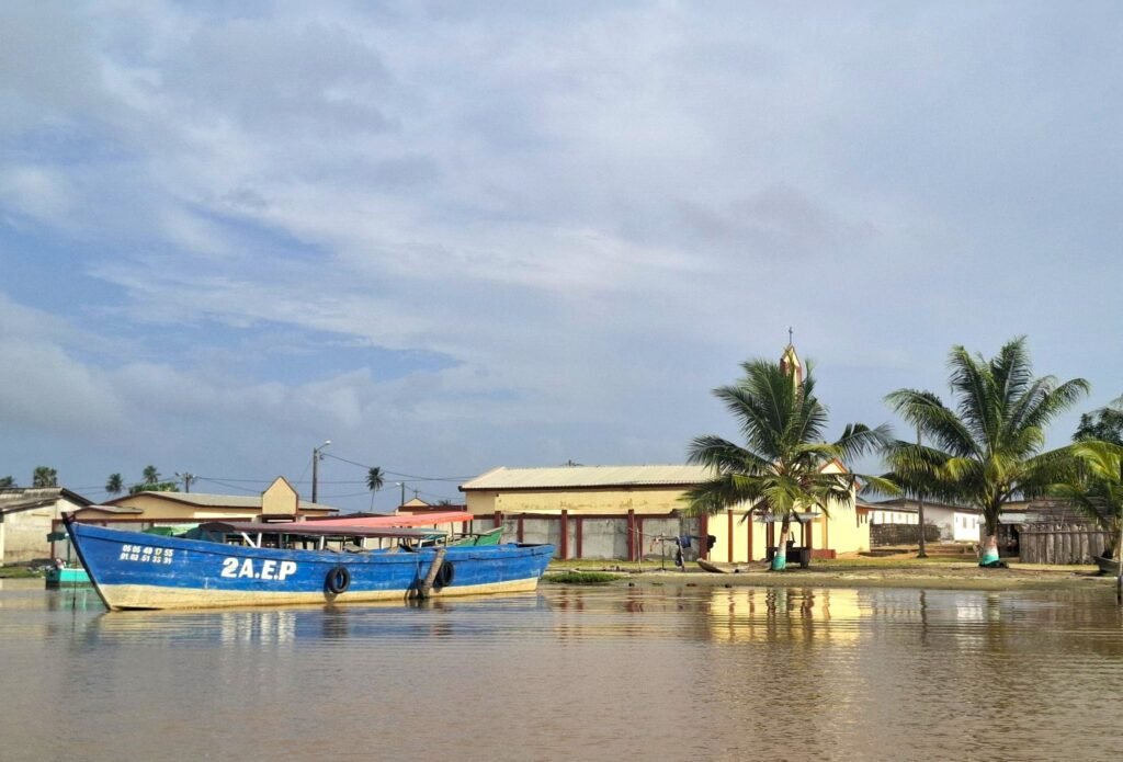 Assinie-Côte d’Ivoire-Plages-de-rêve-et-activités-clés-vue-assinie-france
