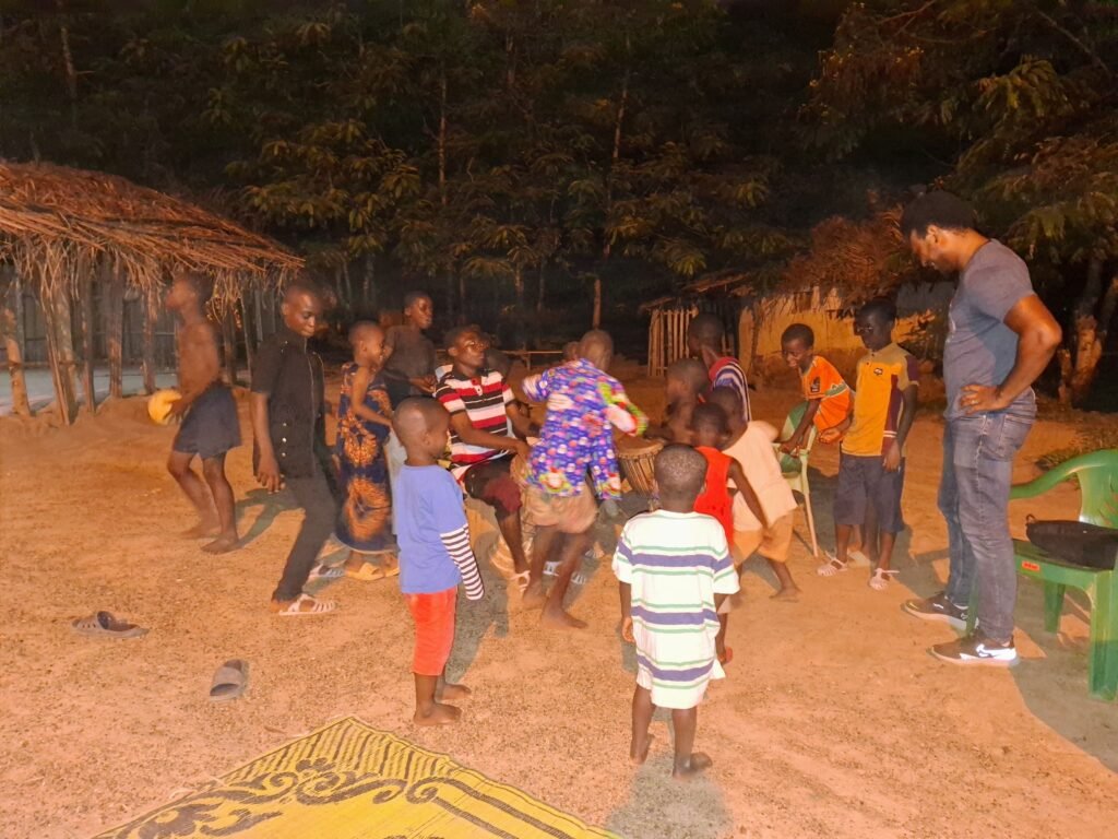 [:fr]Parc-National-de-Taï-Forêt-primaire-biodiversité-unique-village-daobly[:]