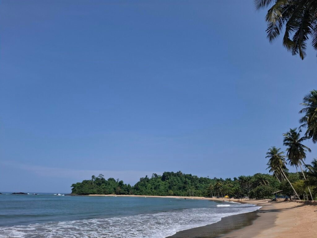 San-Pedro-Le Guide-Ultime-pour-Tout-Découvrir-plages-monogaga-plage2 San-Pedro-Le Guide-Ultime-pour-Tout-Découvrir-plages-monogaga-plage2